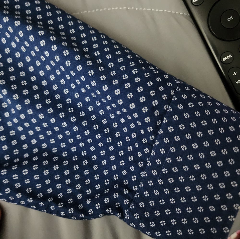 Express Fitted XL 17.5 Flower Geometric Design Dress Shirt - Picture 8 of 16
